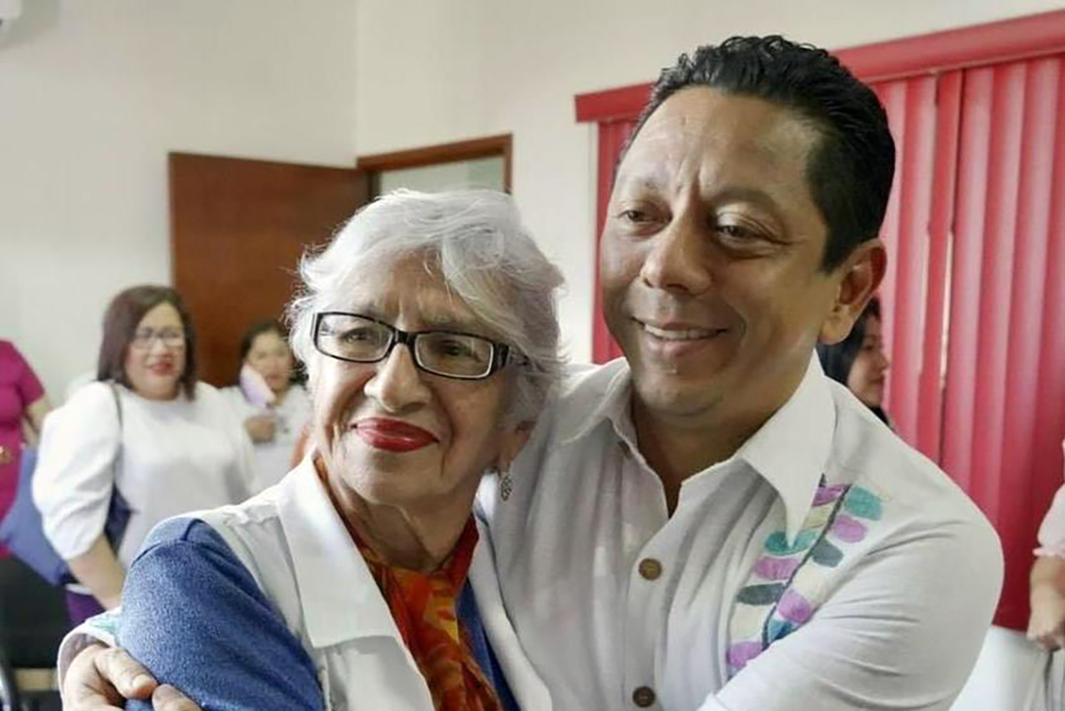 llavenmujeres090323