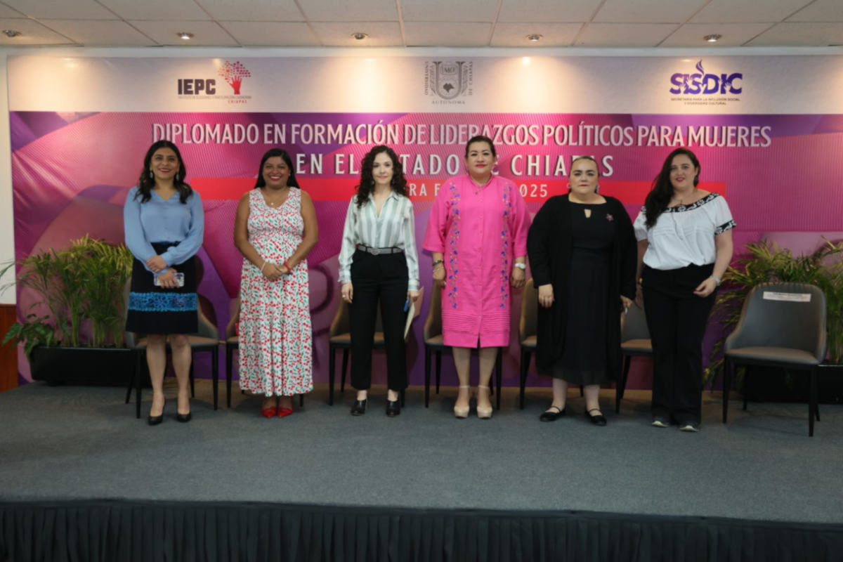 unachdiplomado150925