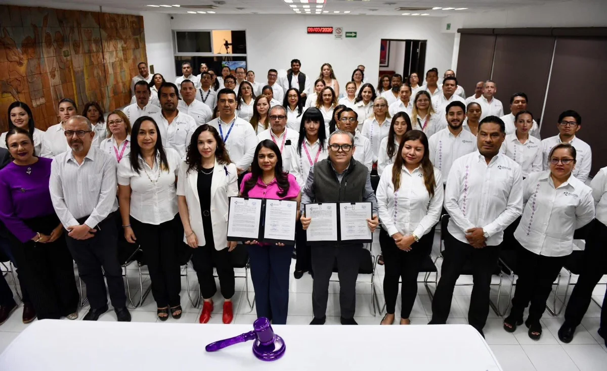 unachteechcolab110326