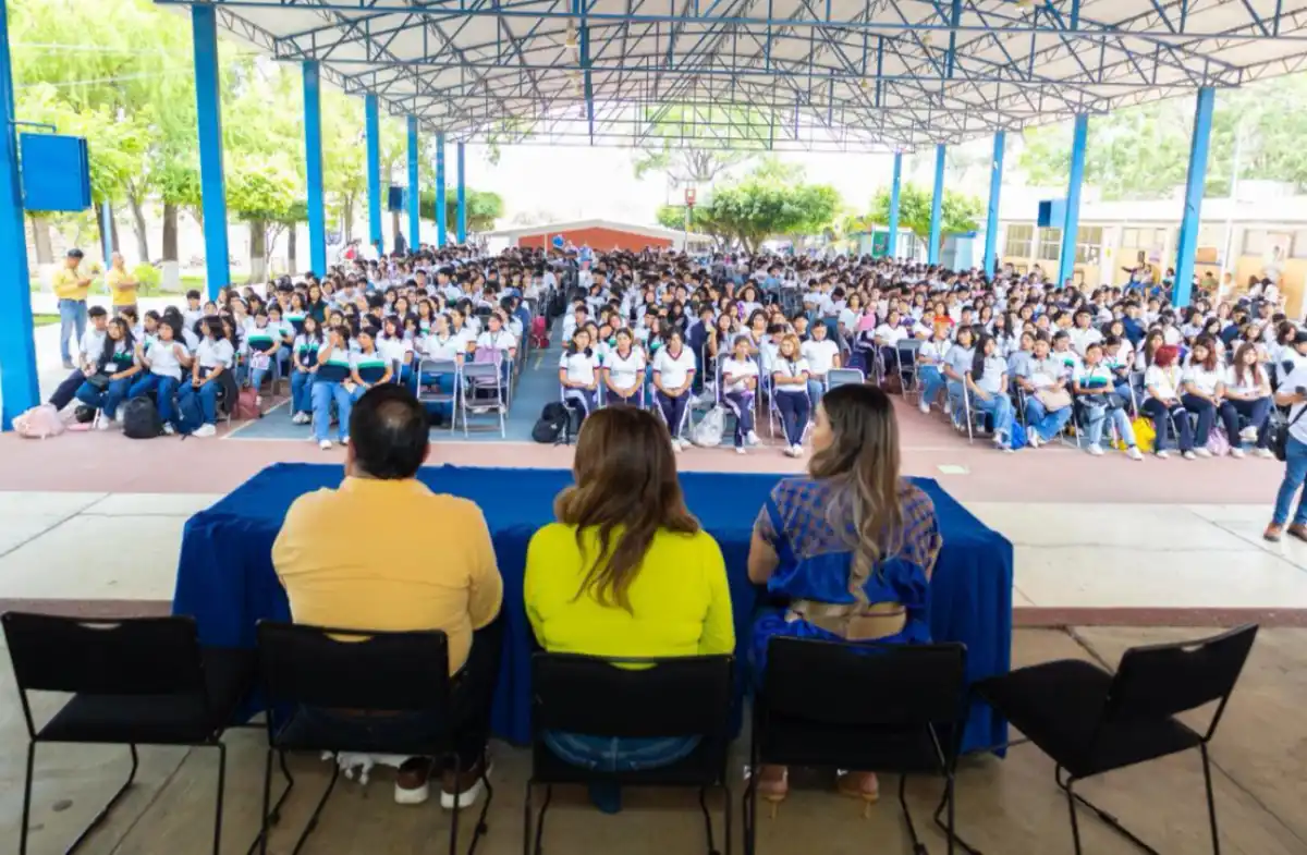 centracoita250526