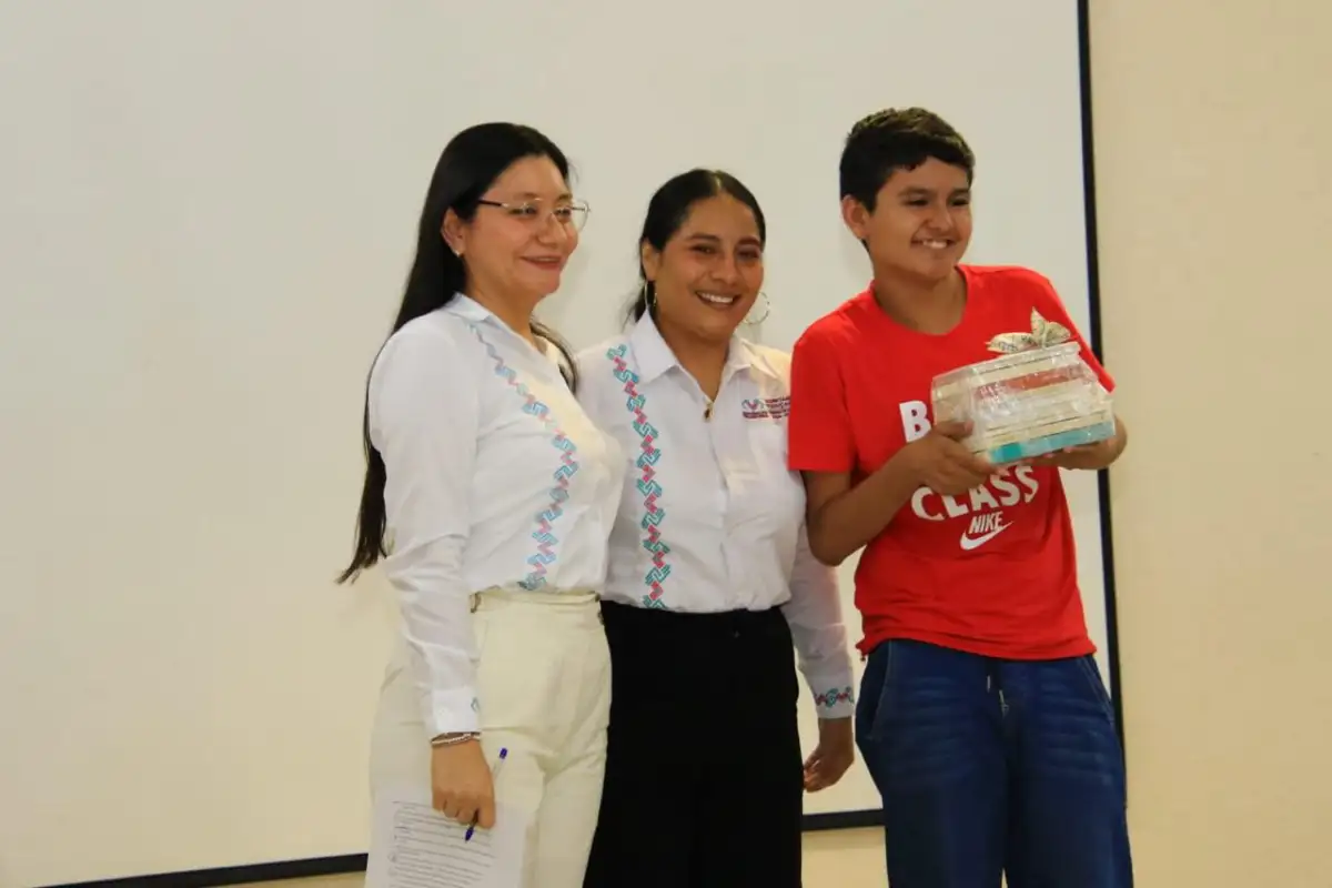 leyendoporlapaz030726